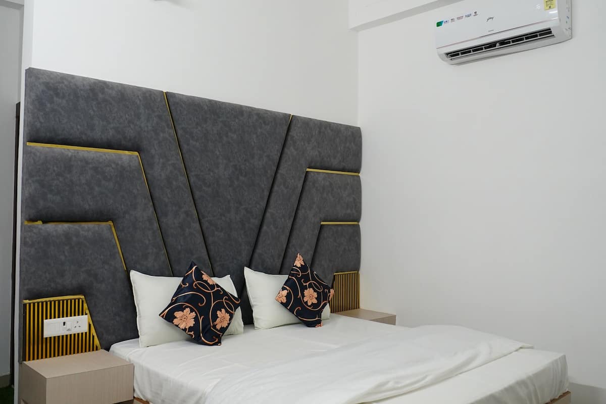 Deluxe Room | Free WiFi