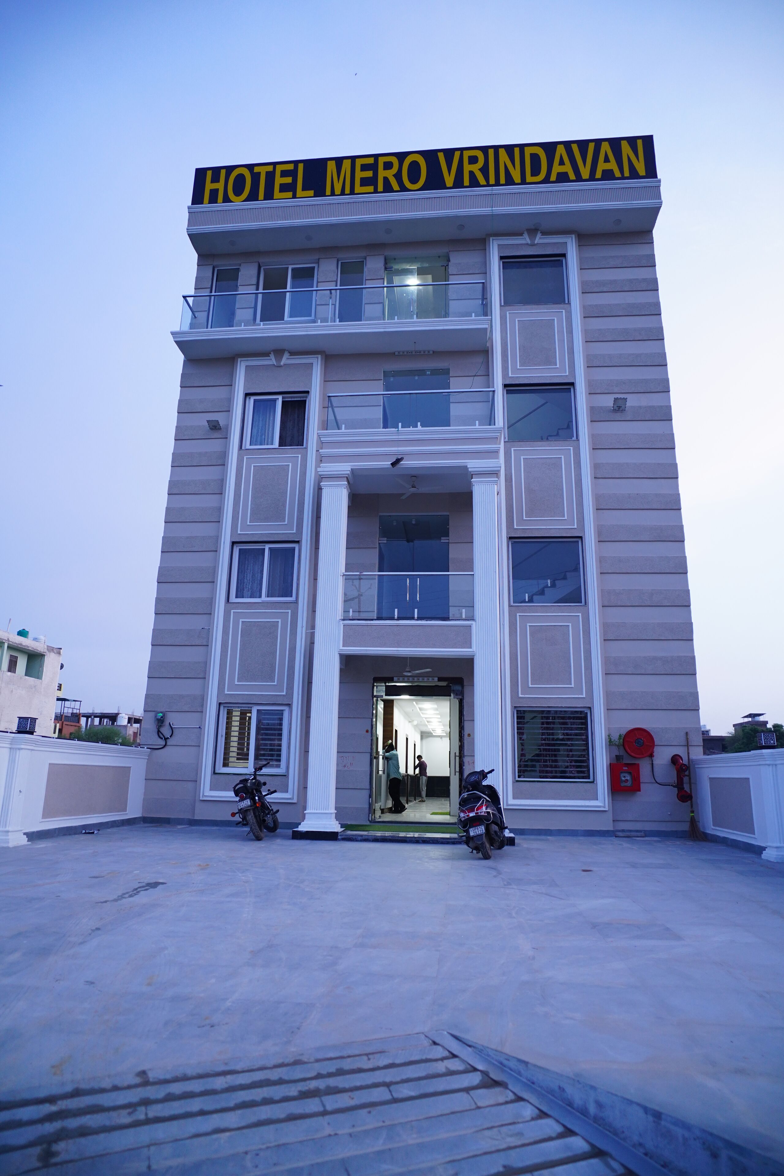 บริเวณภายนอก