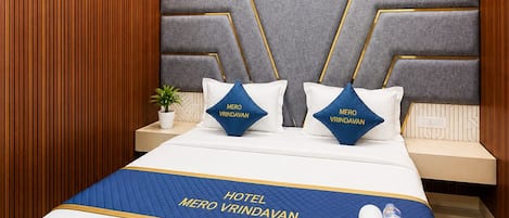 Deluxe Room | WiFi (free), bed sheets