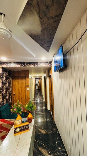 Exterior - Hotel kings villa (Ahmedabad)