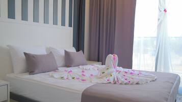 Kamar Deluks | Brankas dan Wi-Fi gratis