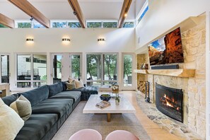 Smart TV, fireplace, table tennis, books