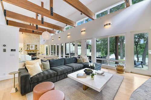 NEW Above Austin Entertainer I Waterfront I Lake Austin I Pool & Spa