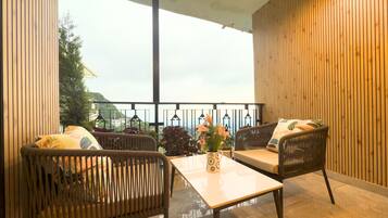 Luxury-Zimmer, Balkon, Talblick | Balkon