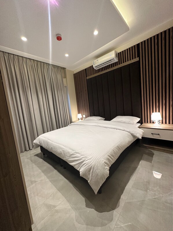 Apartment, 1 Bedroom, Accessible, Smoking | 1 bedroom