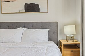 WiFi, bed sheets