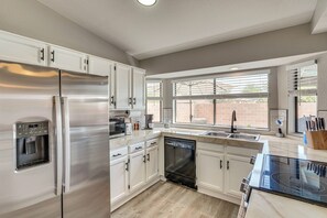House (3 Bedrooms) | Interior - 6 Mi to Dtwn: Tucson Gem w/ Outdoor Oasis! (Tucson)