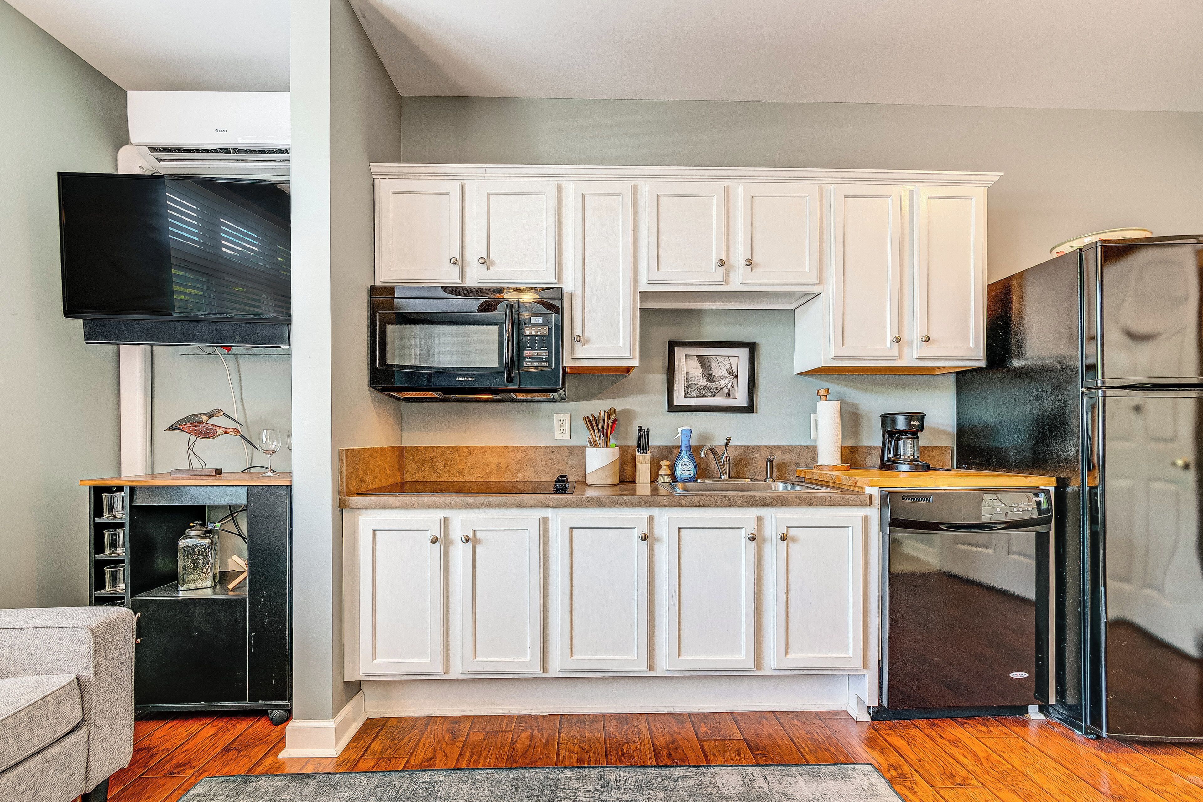 Apartment (0 Bedroom) | Interior