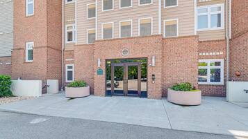 Apartment (0 Bedroom) | Interior