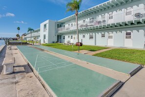 Apartment (0 Bedroom) | Interior