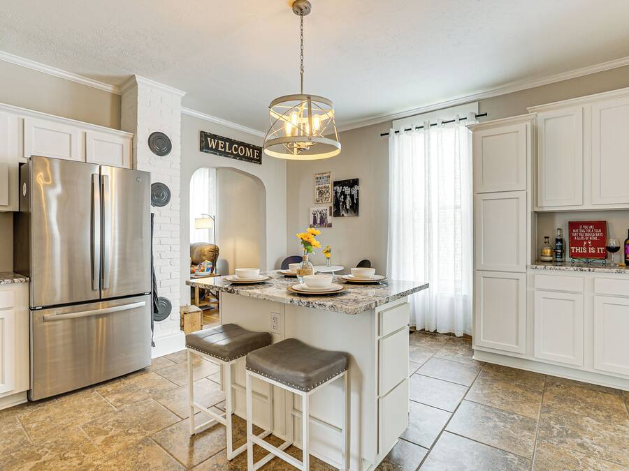 House (3 Bedrooms) | Interior