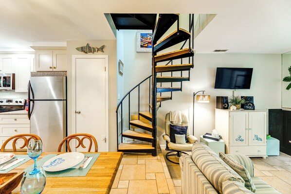 Apartment (2 Bedrooms) | Interior - ~ 1 Block to Bethany Beach, Retreat w/ Pool Access (Bethany Beach)