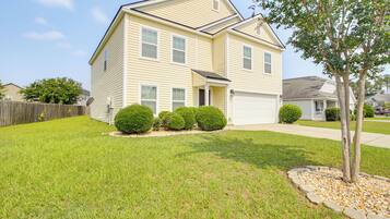 Nhà (4 Bedrooms) | Mặt tiền nơi lưu trú