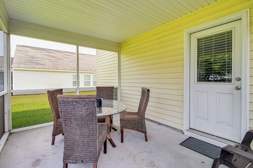 Spacious Home w/ Screened Patio in Pooler!