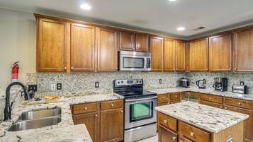 Nhà (4 Bedrooms) | Nội thất