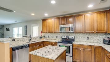 House (4 Bedrooms) | Bahagian dalam