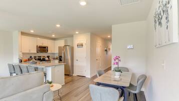 Apartment (3 Bedrooms) | Interior