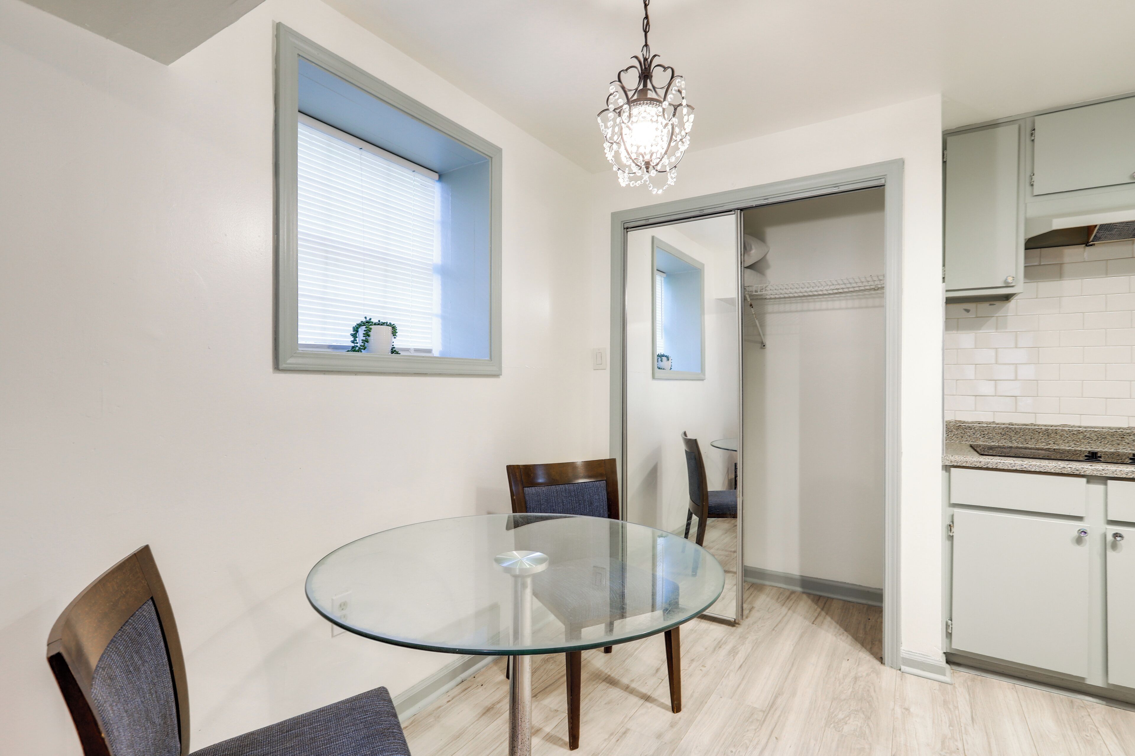 Apartment (0 Bedroom) | Interior