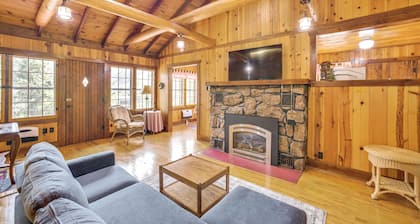 Mtn-view Cascade Cabin Near Garden of the Gods!