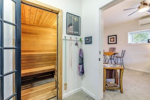 Apartment (0 Bedroom) | Interior - 4 Mi to Blue Ridge Parkway: Floyd Studio w/ Yard (Floyd)