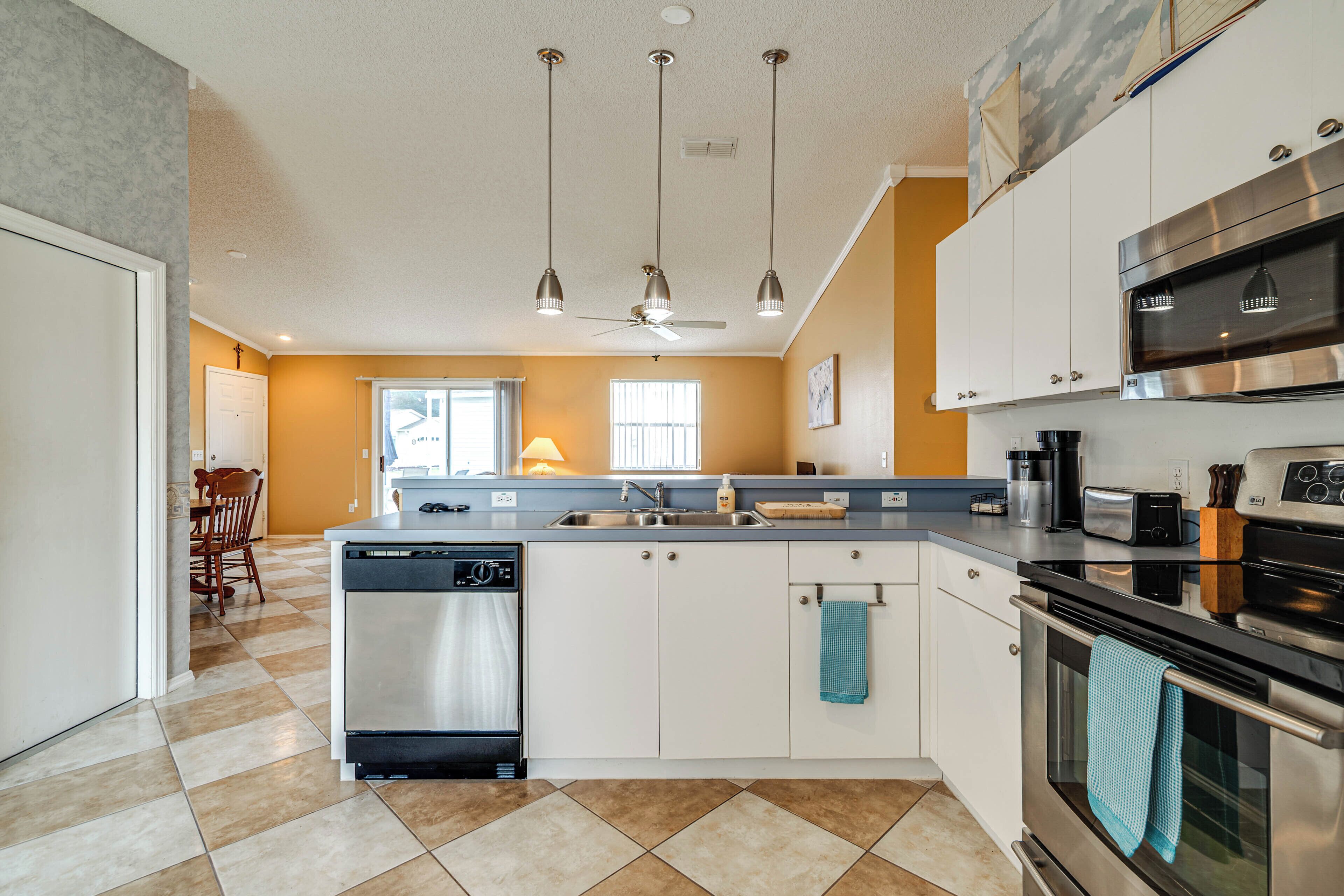 House (2 Bedrooms) | Interior