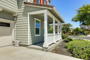 House (4 Bedrooms) | Interior - Walk to Parks: Mountain House Retreat w/ Patio! (Tracy)