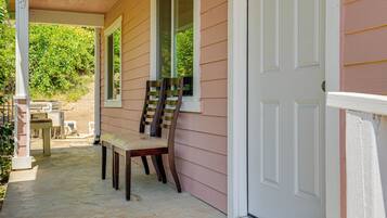 House (1 Bedroom) | Interior