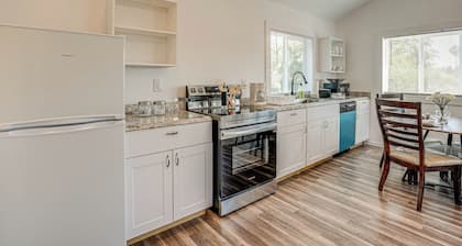 Quaint Concord Home w/ Covered Porch: Near Hiking