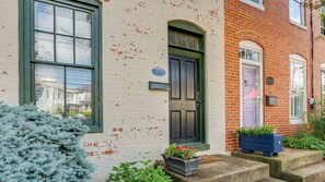 Apartment (1 Bedroom) | Interior - Dtwn at Your Door: Historic Frederick Gem w/ Yard! (Frederick)