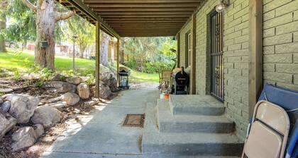 Mountain Views: Walkable Lava Hot Springs Home!