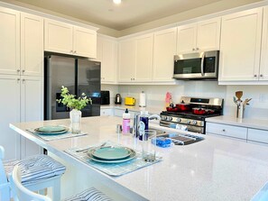 House | 4 bedrooms, Internet