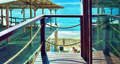 The Ohm at Thomas Beach