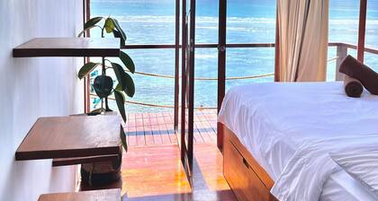 The Ohm at Thomas Beach