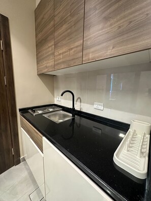 Apartment, 1 Bedroom, Accessible, Smoking | Interior
