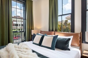15 bedrooms, iron/ironing board, free WiFi, bed sheets - Spacious NOLA Combo | 2 Units |  Shared Pool (New Orleans)