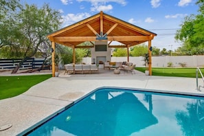 Outdoor pool, a heated pool - Luxe Desert Compound | Private Heated Pool (Scottsdale)