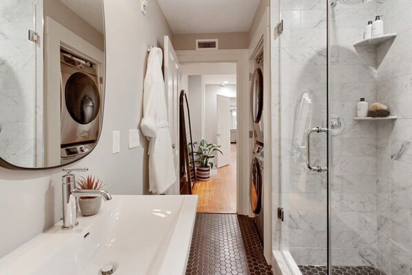 Unclassified image, 1 of 36, button