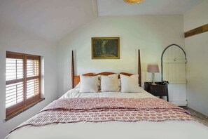 3 chambres, fer et planche à repasser, draps fournis