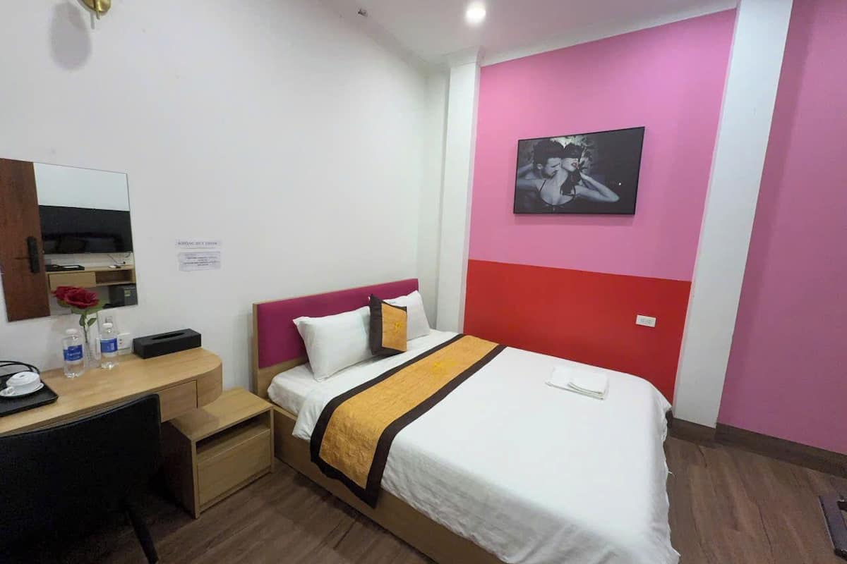 Standard Room | Desk, free WiFi