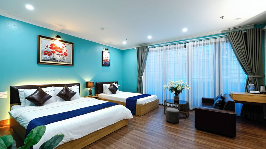 Dream Hotel