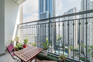 Appartement Supérieur, 3 chambres, balcon, vue ville | Bureau, espace de travail pour ordinateur portable, Wi-Fi gratuit