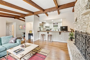 House, 3 Bedrooms | Living area