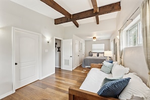 House, 3 Bedrooms | 3 bedrooms, laptop workspace, iron/ironing board, free WiFi
