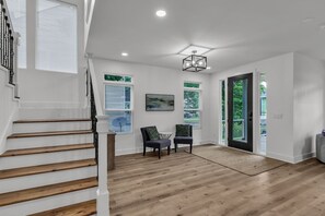 Interior - Brand-new 4br Unique Design Near Downtown Indy 4 Bedroom Home (Indianapolis)