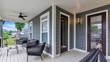 House, 4 Bedrooms | Terrace/patio