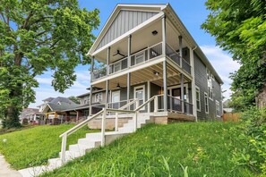 Exterior - Brand-new 4br Unique Design Near Downtown Indy 4 Bedroom Home (Indianapolis)