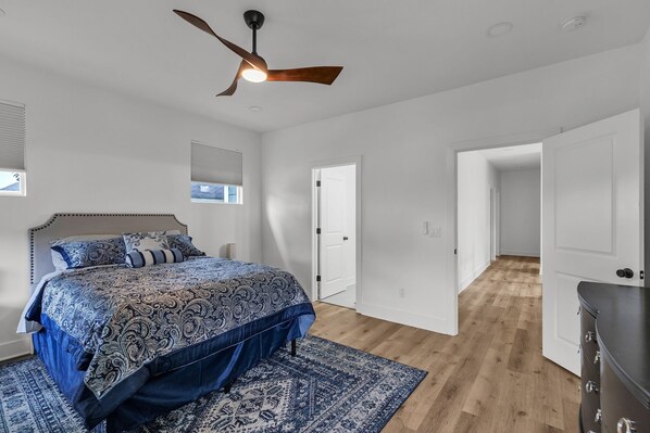 House, 4 Bedrooms