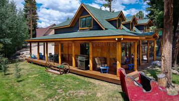 House, 3 Bedrooms | Exterior