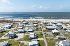 House, 3 Bedrooms | Beach