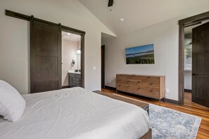 Ferienhaus, 4 Schlafzimmer | 4 Schlafzimmer, laptopgeeigneter Arbeitsplatz, Bügeleisen/Bügelbrett